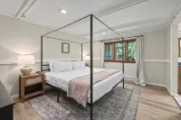 The Woodland Haven - Secluded 3 bed, 2 bath, and Hot Tub! - Chalets