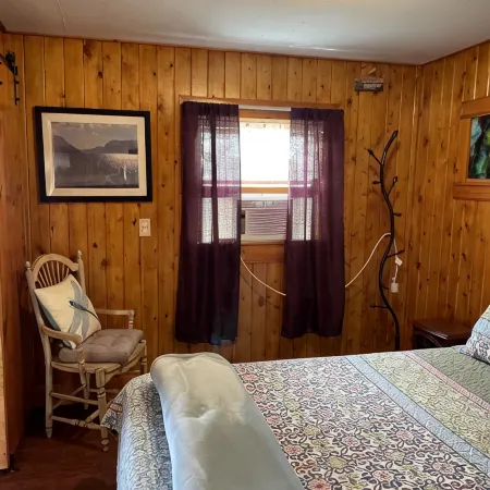 Lake Willoughby Views and access.  Boat Dock and Beach  Wood fired hot tub