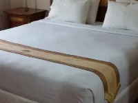 Bukit Serelo Hotel Lahat Lahat Regency otelleri