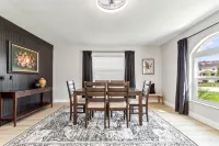 5Br Spring Break - Saltwater Pool & Patio! Near Beaches & Downtown St. Pete - Pool