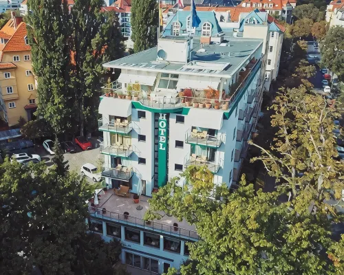 卡斯塔尼亞別墅酒店 鄰近柏林廣播塔的酒店