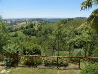 Cocconato: detached house with private garden and views - Wifi