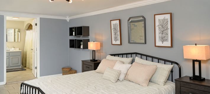 Modern & Cozy 4 Bedroom home ! Hotels in Florence