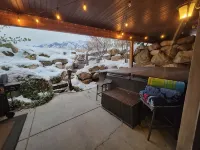Great Sandy apartment with hot tub and pool table! - Bathtub