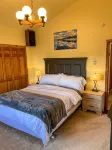 Large cabin with amazing views, mountains, sunsets, and wildlife. - Homestays
