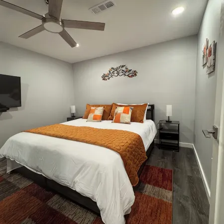 Copper Ridge! New Lovely 2 Bedroom Unit! 1200 Sqf