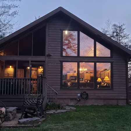 Vista Ridge Cabin, A Romantic Getaway in Helen, GA