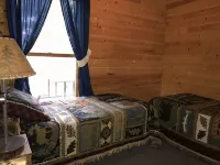 Iron River, WI. Deer Trail Cabin #2 Lake Delta - 2-Sterne