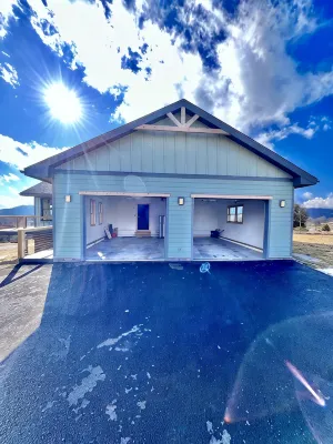 Modern Cabin Facing Canaan Valley Ski Slopes - Chalets