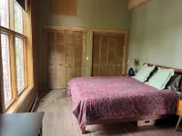 臨湖全新木屋，2卧2衛，空調/WiFi、皮划艇、比奇、釣魚、火坑 - 木屋