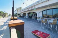 Ocean Seaside Escape A - 4-Star