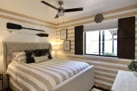 Beautiful island cottage minutes from historic St. Augustine, beaches, and more! - Bungalows