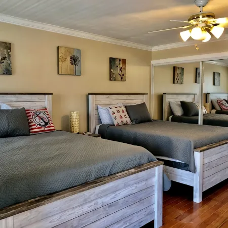 Convenient Beach Home, Beach Access Across Street