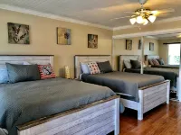 Convenient Beach Home, Beach Access Across Street - balkon
