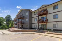 2 Bedroom/2 Bath Condo with Full Kitchen in the Heart of the Black Hills. - Homestays