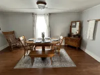 Cozy 3-bedroom cottage encased by expansive country pastures! - 3-Star