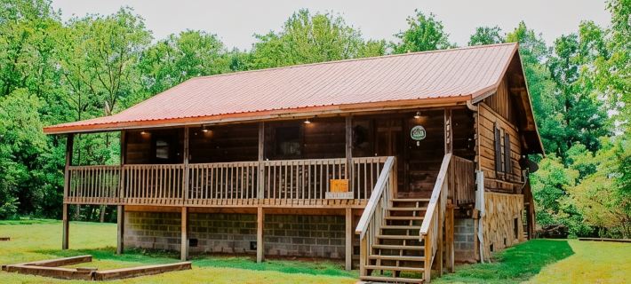 "Sweet Life" Log Cabin Creekside, Trout Fishing, Foosball, Hot Tub and Firepit Hotels in Cosby
