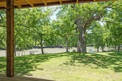 Romantic Cabin for Two! 12 miles to Schlitterbahn/New Braunfels, Gruene Texas. - Hytter