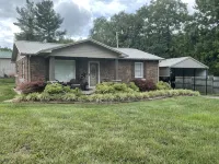 “Red’s House” located in Oneida city limits - 3-Star