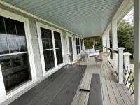 Lowell's Getaway.  Kayaking, beaches, dining and AC from this water view home. - 3-Star