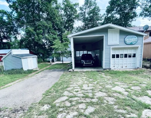 Cozy little lake cottage on Buck Lake! - Boutique