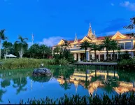 Daipan Chunfeng · Aura | Infinity Pool · Hot Spring Resort Villa (Gasa Airport) - Pemandian Air Panas
