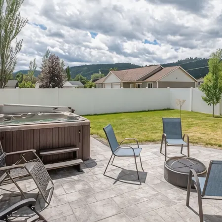 Lone Pine Retreat - 3BR 3BA - With Hot Tub