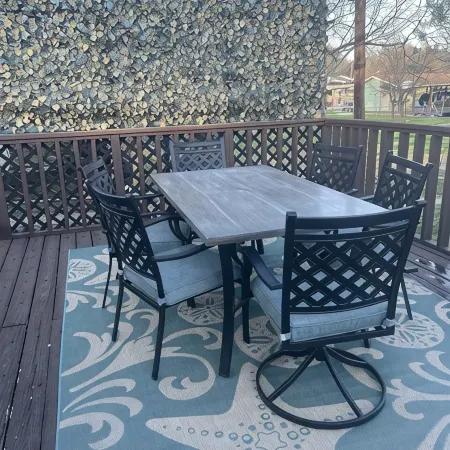 LBJ Waterfront Retreat-Large Quiet Cove, Great Views, Family Friendly, Discounts