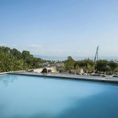 Ryochiku Bettei Hoteles cerca de Shidaka Lake
