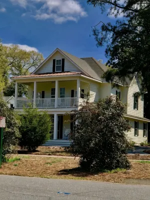 Scituate House Walk to the US Open - Old Town Charm 6BR - 6.5 Baths - Sleeps 12+ - Familievenlig
