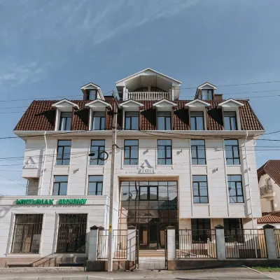 Aisha Hotel Hotels near Victory Park