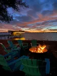 Pine Haus - Oversized Waterfront Home Ideal for Multiple Families! - Homestays
