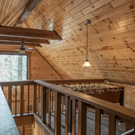 Family-sized, quaint cabin on the edge of the US Forest