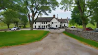 Altnaharra Hotel - parking