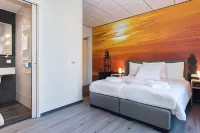 City2Beach Hotel - parking