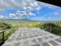 HnM Kandy Double or Family Suite -  Ferienwohnungen