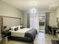Manor Hills Guest Lodge - Guest houses