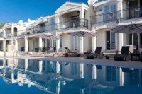 Spa Resort Bečići - Pools