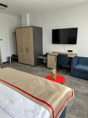 Forsazh Hotel - 2 ดาว