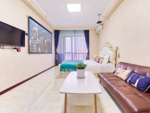 Mianhuatang Light Luxury Projection Wisdom Homestay (Anshan Station Shop)