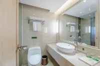 Vienna Hotel (Xupu Wanda Plaza) - 3-Star