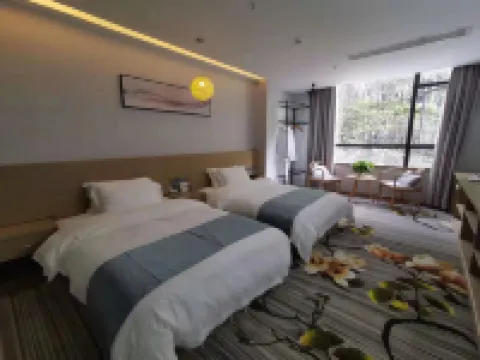 Yiju Hotel Hotels in Jiulong