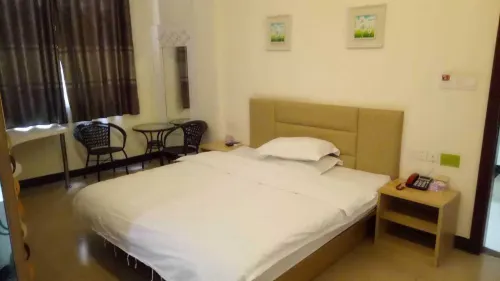 Yibin Business Hotel (Hengxian Jasmine Avenue Branch)