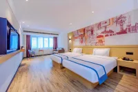 City Comfort Inn Hotel (Wushan County Cuiping Road) Hotels near Longmen Gorge