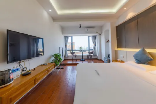 Tutu Fashion Hotel Отели рядом с достопримечательностью «Yangzidao Holiday Club»