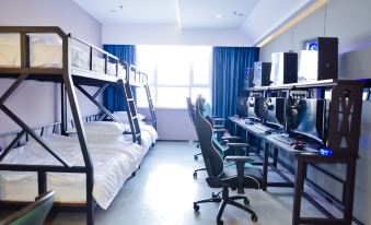 Hami Griffin E-sports Theme Hotel