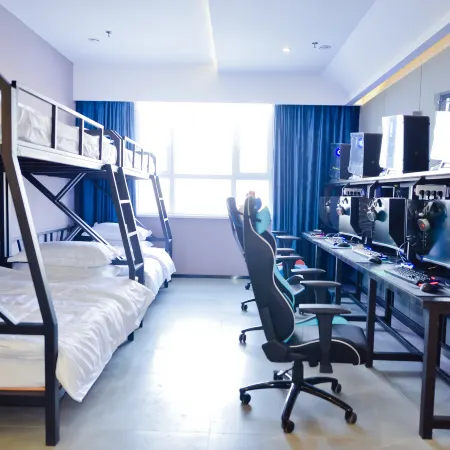 Hami Griffin E-sports Theme Hotel