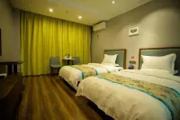 Fuyuan Hotel (Kangxian Bus Station) Hotels in Kang County
