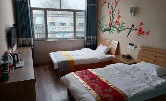 Dongping Lake Yun Homestay