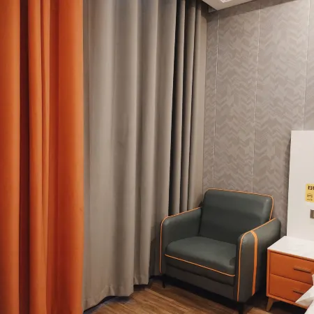 Great Wall Theme Hotel (Pucheng Center Plaza Branch)